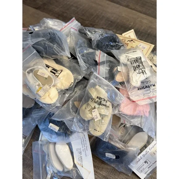 New Huge Lot 100 Vintage Baby Doll Shoes Kemper, Playhouse, Tallina's Dollmaking
