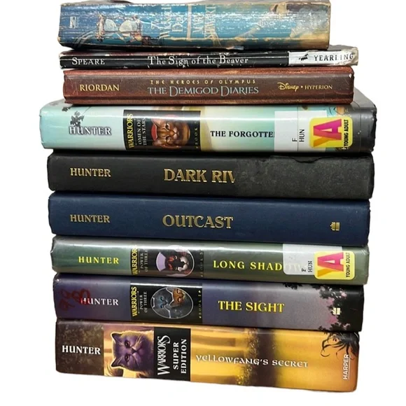 🌞 Lot of books for kids from Warrior book series by Erin Hunter