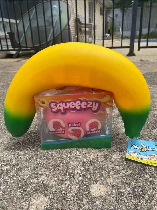 Viral 2 Pack - Squeezy Sunny Days Toy Squishy Banana & Peach Lot NEW!