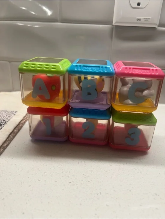 FISHER  PRICE  ABC 123 ALPHABET PEEK A BLOCKS vintage