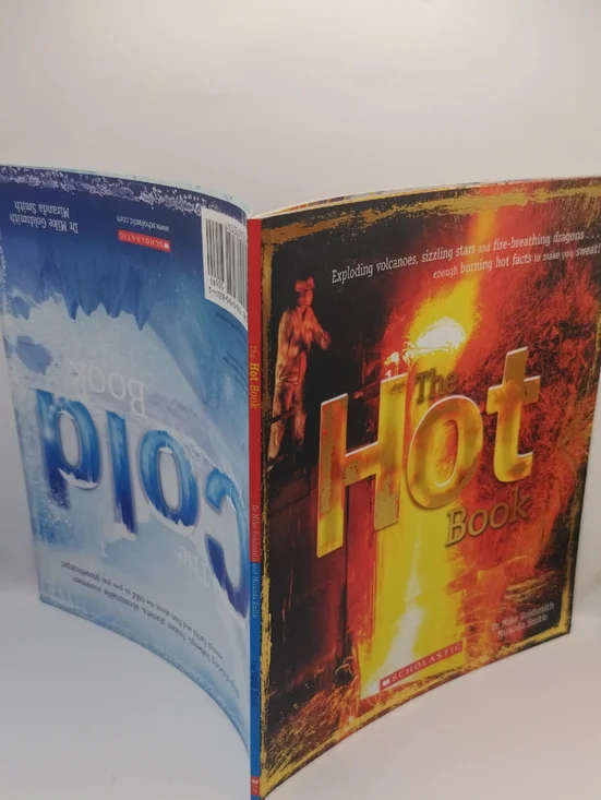 The Hot Book / The Cold Book Scholastic 2015, Ages 7+ STEM, 2 Books In 1
