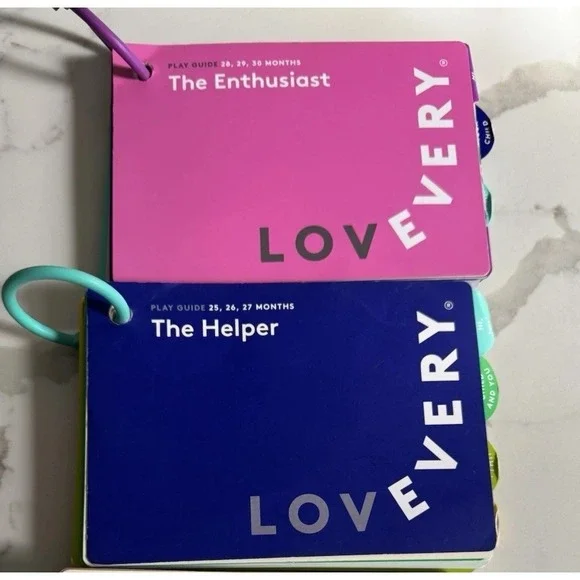 Lovevery Lot Of 2 Play Guides 25-30 Months Helper Enthusiast