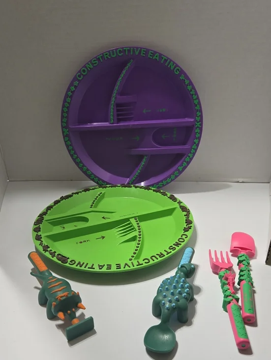 Constructive Eating Kids Plates and Utensils