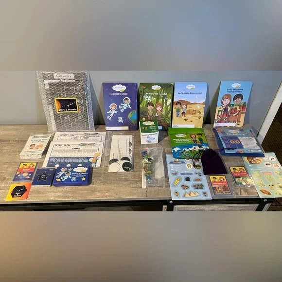 STEM Little Passports Science Expeditions Kits Age 8+ Space Insects Toys