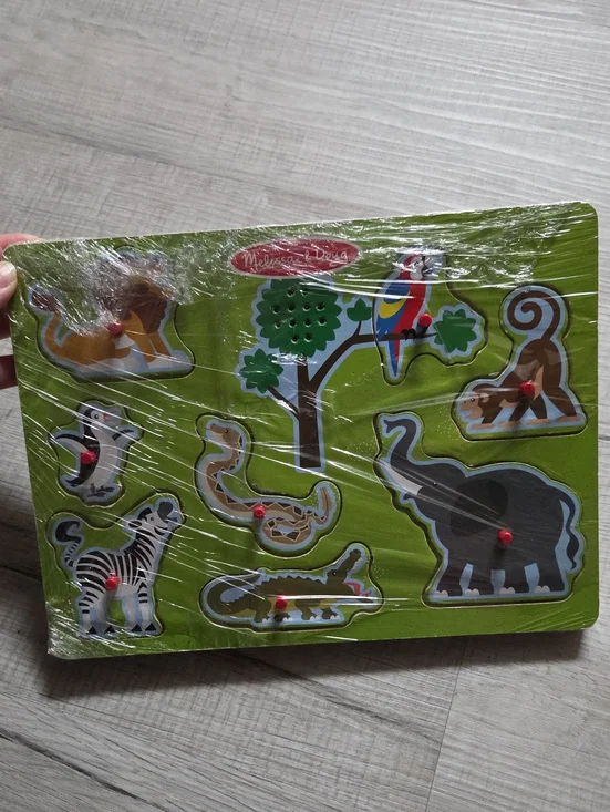 Melissa & Doug Wooden Jungle Animal Peg Puzzle - Green with Red Pegs