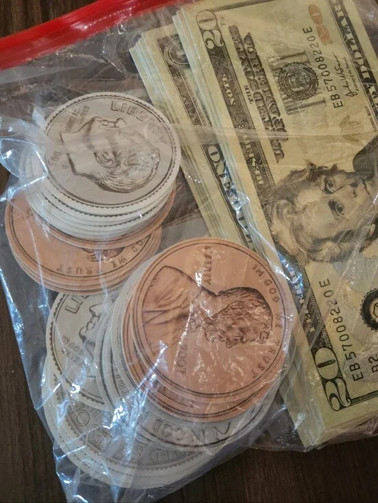 Toy Pretend Money. Magnets