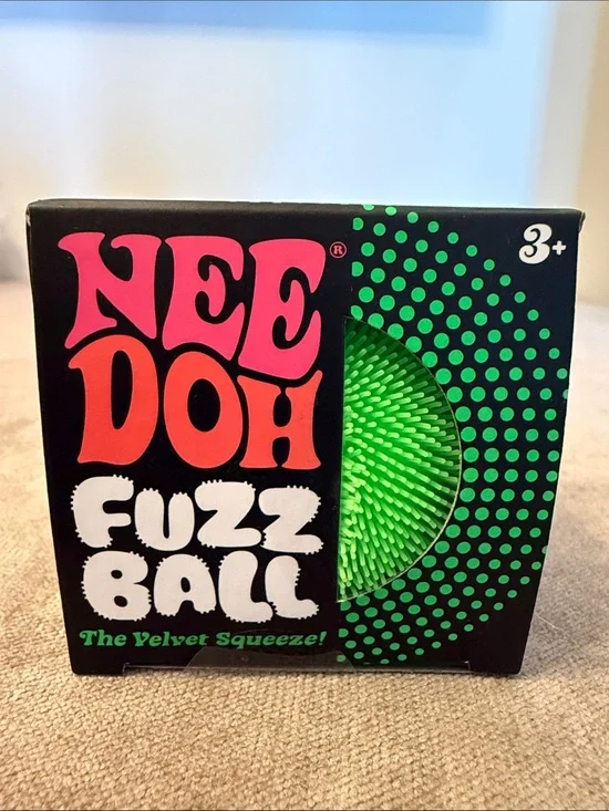 NeeDoh Fuzz Ball The Velvet Squeeze! - Green