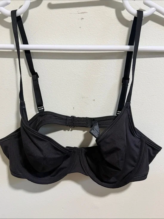 SKIMS Swim Top Size Small