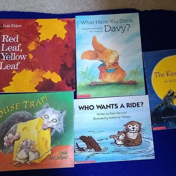 Kissing hand, mouse trap, red leaf, who want a ride? what done Davy?
