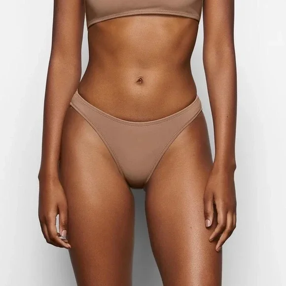 SKIMS Shaping Swim Dipped Bikini‎ Bottom Sienna XXS
