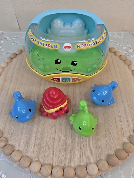 Fisher-Price Light-Up Musical Fish Tank Toy