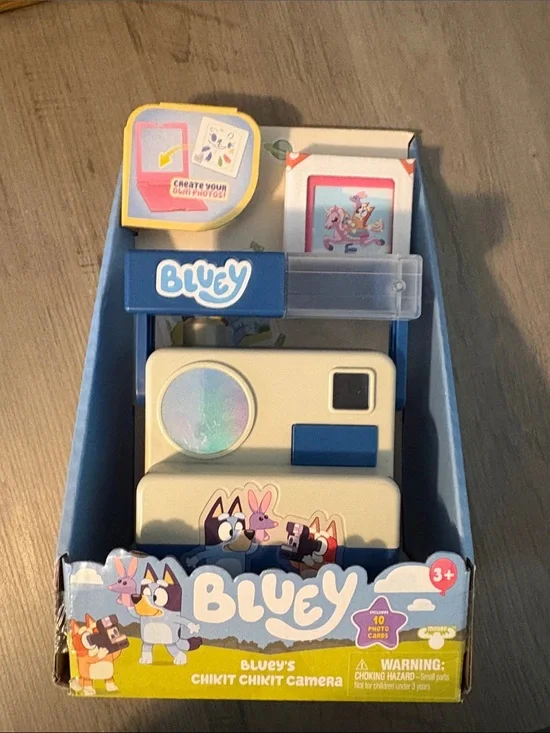 Bluey Chikit Chikit Camera Toy - Blue and Cream