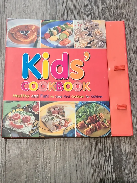 Kids' Cookbook By James Mitchell