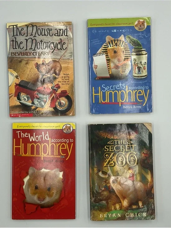 Humphrey Kids Reading Set - Blue & Red Covers