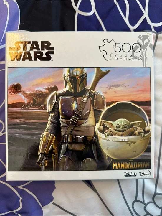 NIB Star Wars Mandalorian Puzzle Featuring Gold Armor and Green Grogu