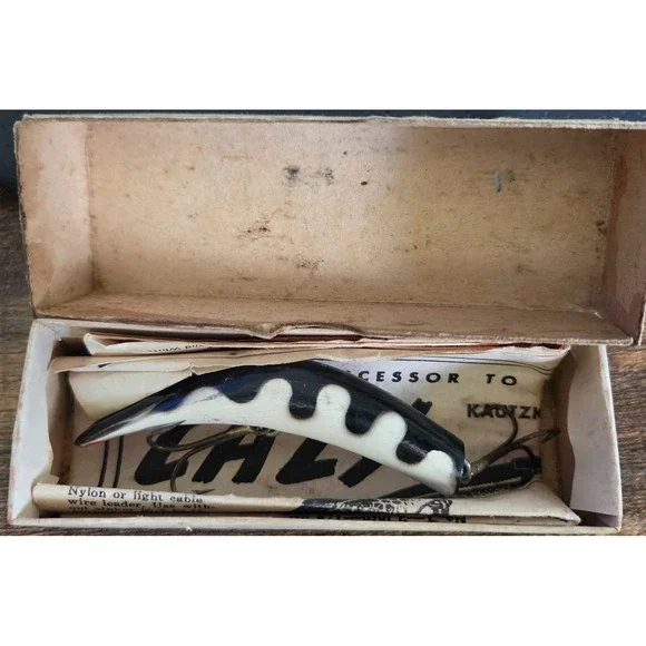 Vintage Lazy Ike BLACK WHITE PERCH Kautzky Wood Fishing Lure W/box and Ad