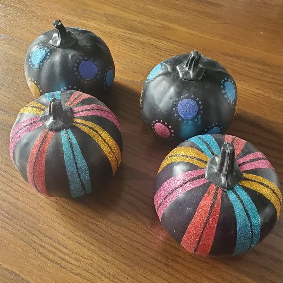 Lot Of 4 Fall Halloween Pumpkin Glitter Decor Black Multicolor Stripe Dot 5 Inch
