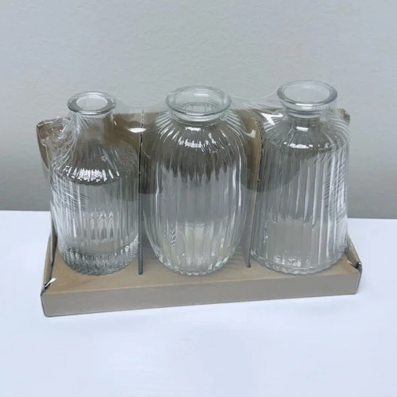 New Target Bullseye Playground Set of 3 Clear Glass Ribbed Vases 2026
