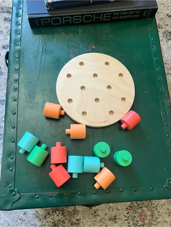 Lovereery Wooden Peg Sorting Toy Multicolor Pegs