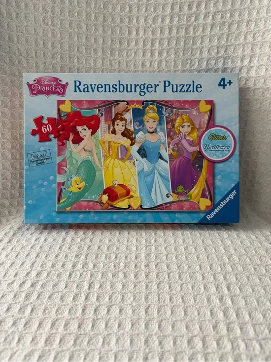 Ravensburger Disney Princess Heartsong 2017 60-Piece Kids Puzzle With Glitter