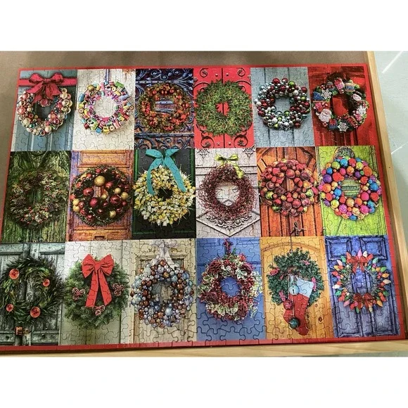 White Mountain Christmas Holiday Wreaths Jigsaw Puzzle 550 Larger Pieces  18x24‎