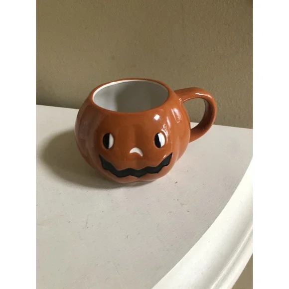 HALLOWEEN STONEWARE MINI PUMPKIN FIGURAL MUG - HYDE & EEK BOUTIQUE - TARGET