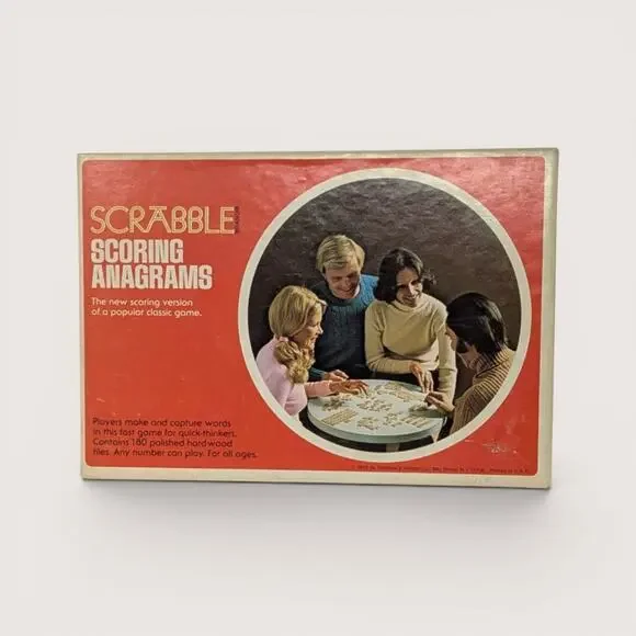 1975 Selchow and Righter Scrabble Scoring Anagrams Board Game