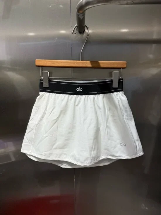 ALO Yoga White Athletic Skort with Black Waistband
