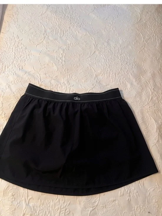 ALO Yoga Black Mini Skort with Branded Waistband