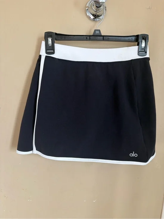 Alo Skirt