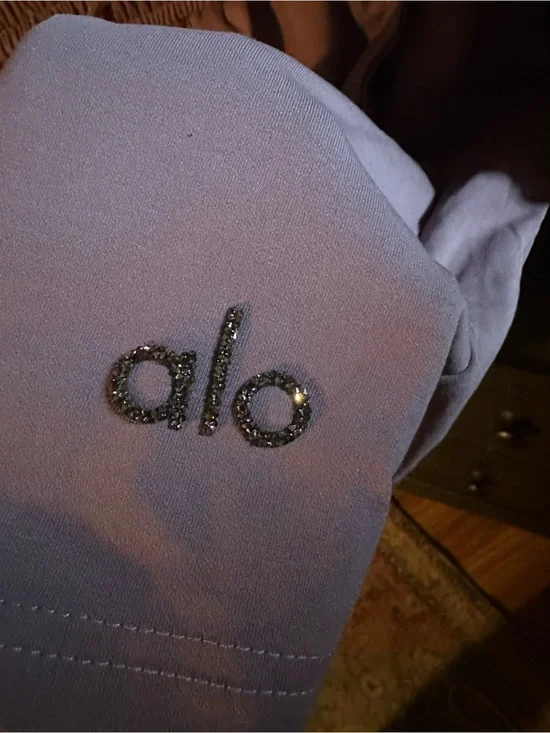 Lilac Embellished 'alo' Logo Active skirt