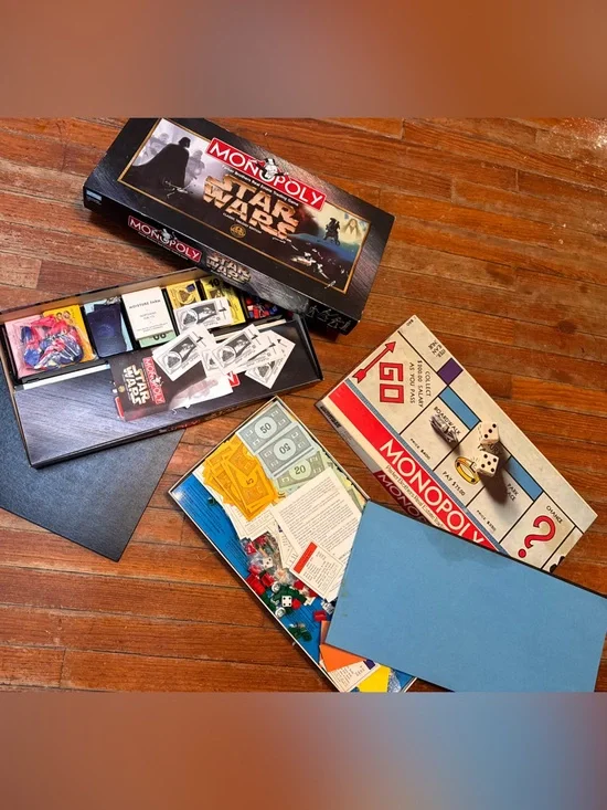 Monopoly Star Wars Board Game - Black Box with Multicolor Components