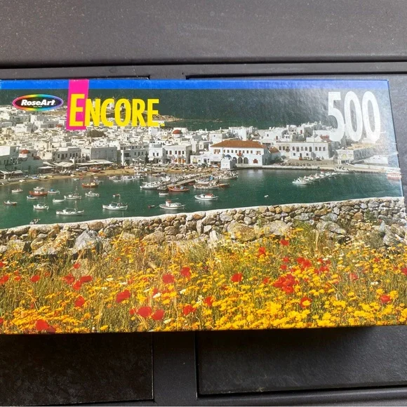 RoseArt encore Mykonos Harbor 500 Piece Puzzle New In Box