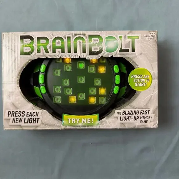 BrainBolt Blazing Fast Light-Up Memory Game Educational‎ Insights Ages 7+ Gift
