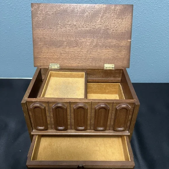 Vintage 60's Mele Wood Jewelry Chest Box Flip Up Lid / 2‎ Drawers Made In Taiwan