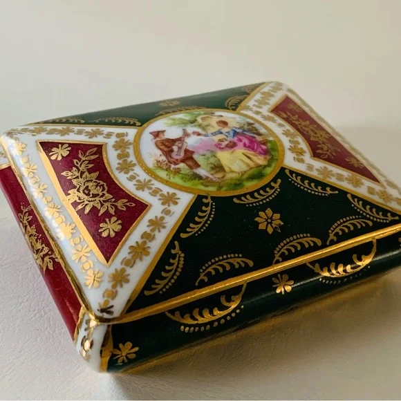 Porcelain trinket box from West Germany
