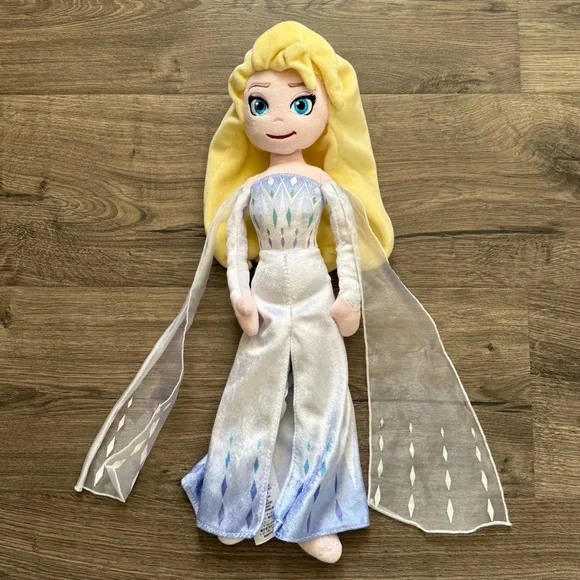 Disney Frozen 2 Elsa The Snow Queen Plush Doll 15