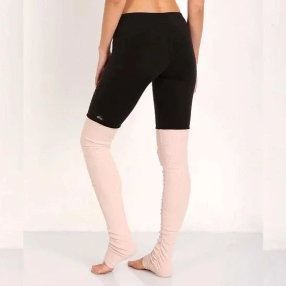 Alo Yoga Goddess Leggings Women Small Black‎ Pink Ribbed Knit Stirrup Activewear
