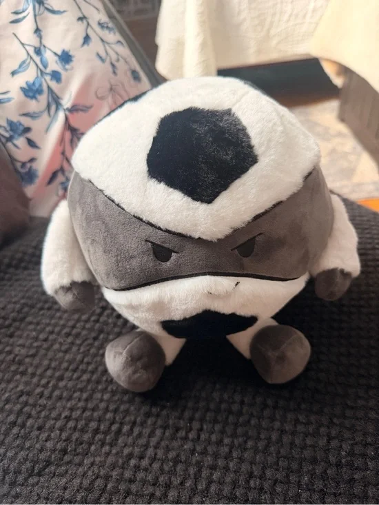 FAO Schwarz Gray & White Plush Reptile Ball
