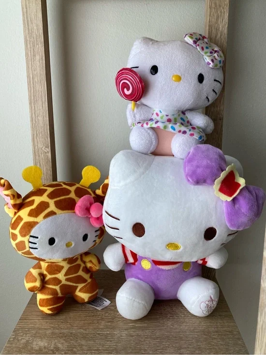 Hello Kitty Plush Trio
