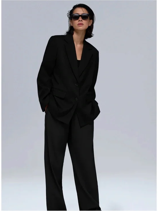 Alo Yoga Black First Class Blazer