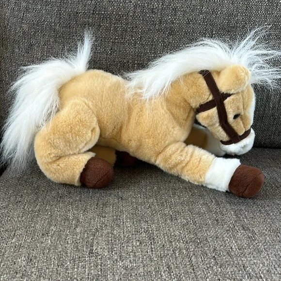 Lightening a Legondary Wells Fargo Pony Express Stuffed Horse