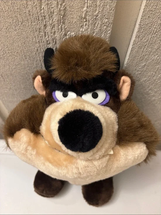 Taz plush Looney Tunes Warner Bros. 1993 Tasmanian Devil cartoon character