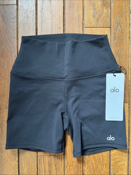 ALO Yoga Black Airbrush High Waist 5