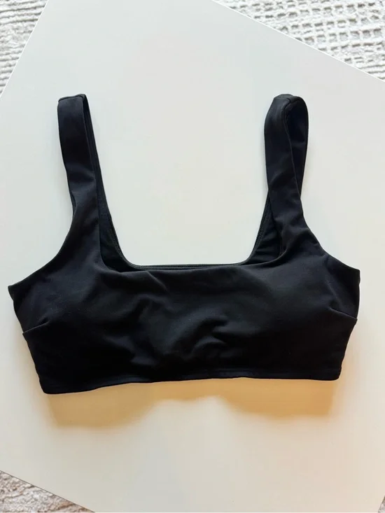 ALO Yoga Black soft sculpt Precision bra