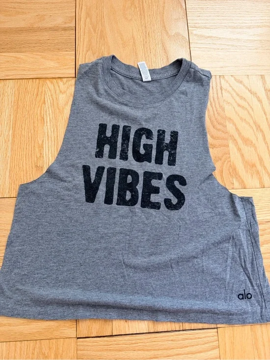 Alo Yoga Muscle Tank Small Heather Gray