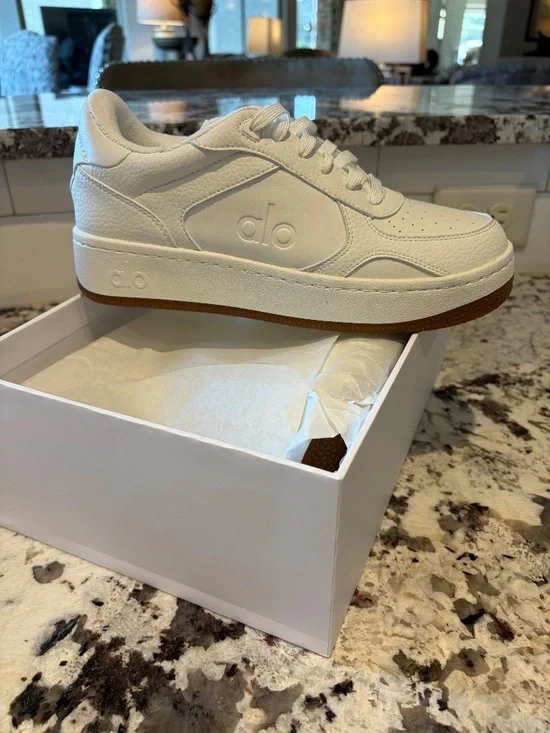 Alo Recovery Mode Sneakers