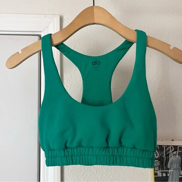 ALO Yoga green athletic knit scoop racer‎ back cropped tank top