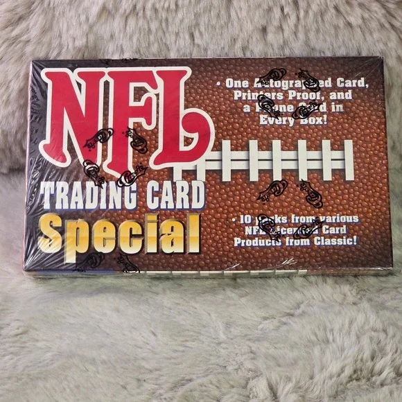 Classic NFL Trading Card Special Box 10 Packs Autograph Printers Proof 35269