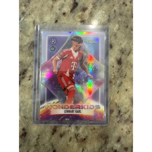 2025-26 Topps Chrome UEFA Lennart Karl Wonderkids Refractor RC Bayern Munchen